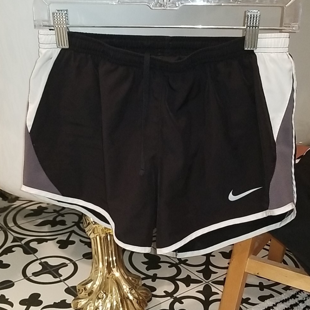Nike Dri Fit Atletic Shorts in Ladies Small